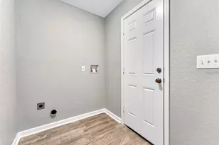 2008 Central Pkwy, Deland, FL 32724 - Photo 21