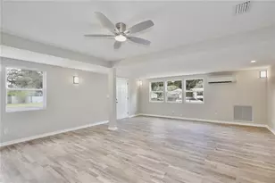 780 N Kentucky Ave, Umatilla, FL 32784 - Photo 9