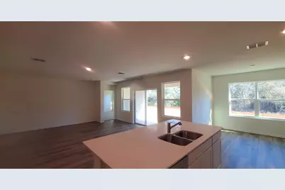 1056 Morfontaine Street, Daytona Beach, FL 32124 - Photo 3