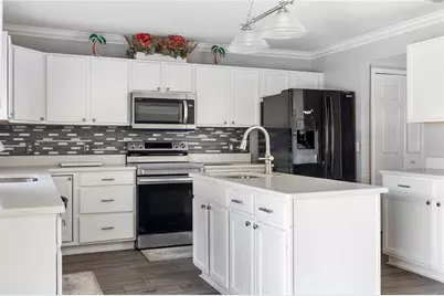 420 Blake Avenue, Davenport, FL 33897 - Photo 9