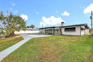 7907 1st Ave S, Saint Petersburg, FL 33707 - Photo 57