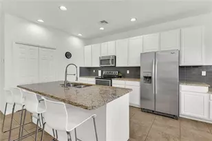 920 Las Fuentes Dr, Kissimmee, FL 34746 - Photo 7