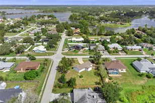 2451 Candlewick St, Deltona, FL 32738 - Photo 25