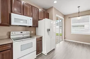 3817 Blue Dasher Dr, Kissimmee, FL 34744 - Photo 5