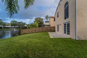 9820 Fairway Cove Ln, Plantation, FL 33324 - Photo 37