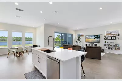 513 Mosaic Boulevard, Daytona Beach, FL 32124 - Photo 11