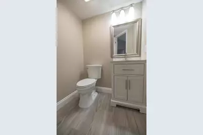 740 N Fairfield Drive, Pensacola, FL 32506 - Photo 9