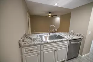 740 N Fairfield Dr, Pensacola, FL 32506 - Photo 7