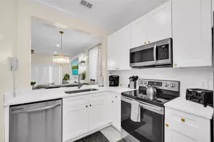 243 La Mirage St, Davenport, FL 33897 - Photo 5