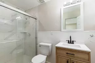 8314 Calais Cir, Orlando, FL 32825 - Photo 13