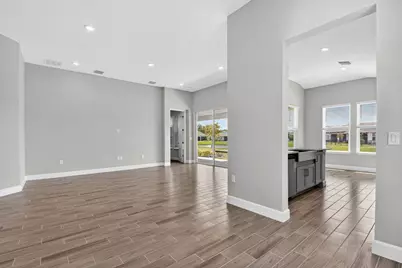 37 Armoyan Drive, Palm Coast, FL 32137 - Photo 13