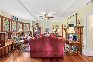 442 E 3rd Ave, Mount Dora, FL 32757 - Photo 3