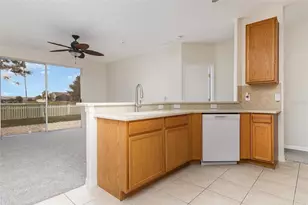 213 Knollwood Dr, Davenport, FL 33837 - Photo 13