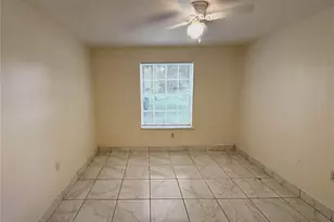 1932 Lake Atriums Cir, Orlando, FL 32839 - Photo 5