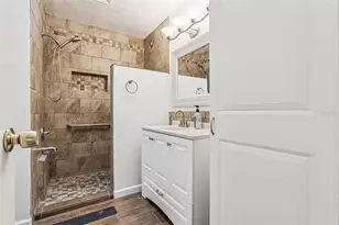 1256 Pin Oak Dr, Apopka, FL 32703 - Photo 11