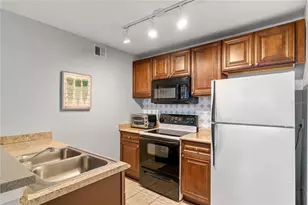 8939 Latrec Ave, Orlando, FL 32819 - Photo 7