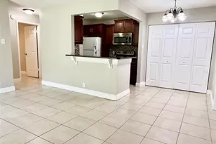 3846 Bay Club Cir, Kissimmee, FL 34741 - Photo 9