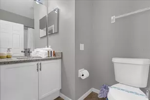 8017 King Palm Cir, Kissimmee, FL 34747 - Photo 11