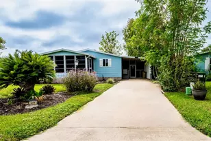 24841 Pine Hill, Leesburg, FL 34748 - Photo 1