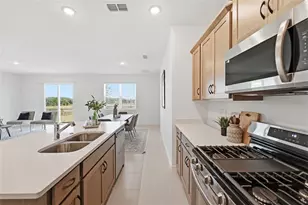 24542 Hodges Reserve Ave, Howey in the Hills, FL 34737 - Photo 7