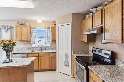 1849 Sunset Ridge Drive, Mascotte, FL 34753 - Photo 5