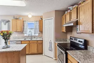 1849 Sunset Ridge Dr, Mascotte, FL 34753 - Photo 5