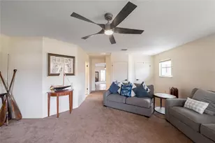 6421 Stockbridge Ave, Belle Isle, FL 32809 - Photo 9