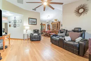 1135 Woodchuck Ct, Orange City, FL 32763 - Photo 5