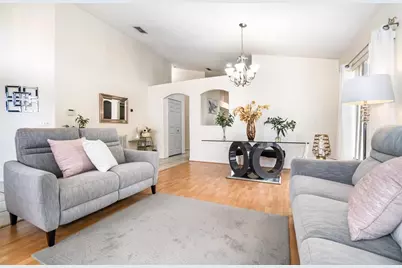 1350 Creekview Court, Saint Cloud, FL 34772 - Photo 5