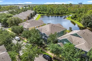 10338 Lake District Ln, Orlando, FL 32832 - Photo 7