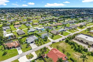 4413 SW 15th Pl, Cape Coral, FL 33914 - Photo 3