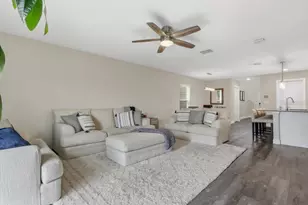 4394 Sunny Creek Pl, Kissimmee, FL 34746 - Photo 7