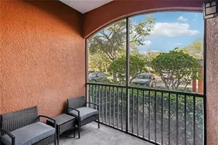 8357 38th St Cir E, Sarasota, FL 34243 - Photo 9