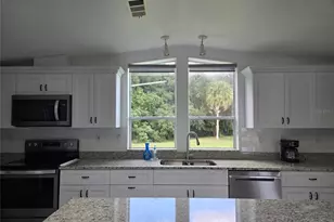 2696 Lake Grassmere Cir, Zellwood, FL 32798 - Photo 11