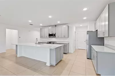 1166 Oak Bluff Drive, Davenport, FL 33837 - Photo 7