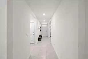 3007 Staten Dr, Deltona, FL 32738 - Photo 9