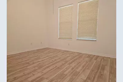 108 Crescent Moon Drive, Groveland, FL 34736 - Photo 19