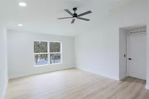 2037 Corner Tree Ct, Orlando, FL 32820 - Photo 13