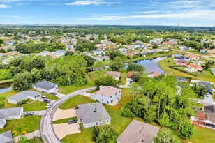 1010 Embrun Ct, Kissimmee, FL 34759 - Photo 5