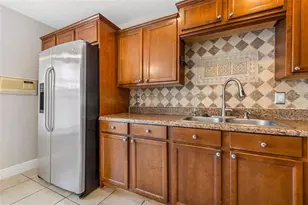 682 Ascot Cir, Orlando, FL 32825 - Photo 9