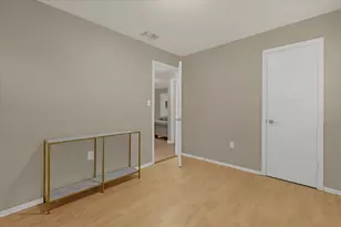 1108 Henry Balch Dr, Orlando, FL 32810 - Photo 13