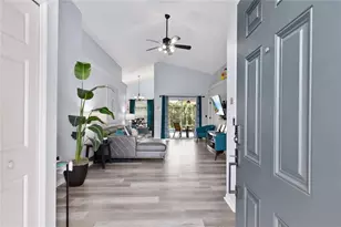 205 Hummingbird Pass, Davenport, FL 33896 - Photo 9