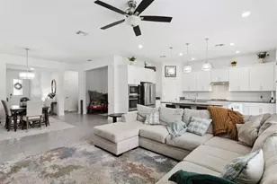 2360 Emerald Springs Dr, Apopka, FL 32712 - Photo 7