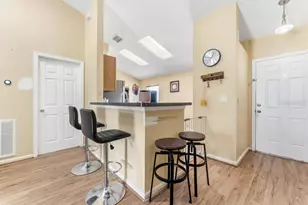 229 SW Pagoda Terrace, Port Saint Lucie, FL 34984 - Photo 5