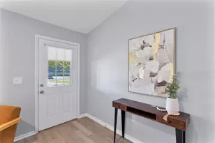 1498 Hendren Dr, Orlando, FL 32807 - Photo 9