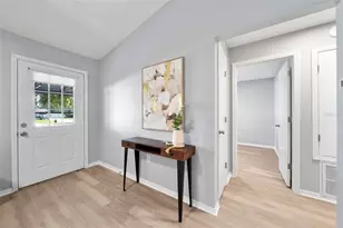 1498 Hendren Dr, Orlando, FL 32807 - Photo 9