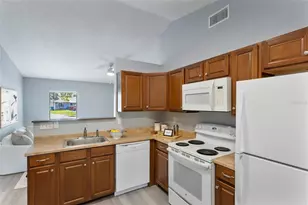 1498 Hendren Dr, Orlando, FL 32807 - Photo 19