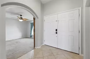 512 Majestic Gardens Blvd, Winter Haven, FL 33880 - Photo 3