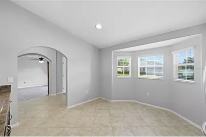 512 Majestic Gardens Boulevard, Winter Haven, FL 33880 - Photo 9