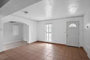 1668 W Waycross Cir, Deltona, FL 32725 - Photo 3